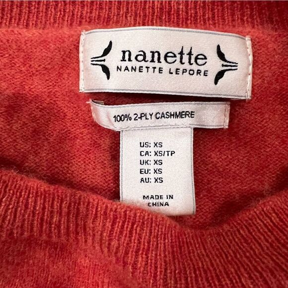 Nanette Lepore 100% cashmere casual sweater - Picture 3 of 6